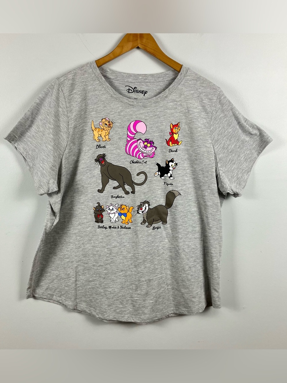 Disney Cats T-Shirt Women XL Cheshire Cat Aristocats Bagheera Figaro Lucifer